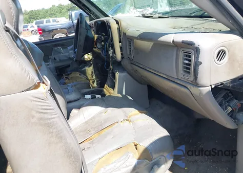 1999 Chevrolet Silverado 1500 Ls z USA, uszkodzony, nr VIN 2GCEK19TXX1209019